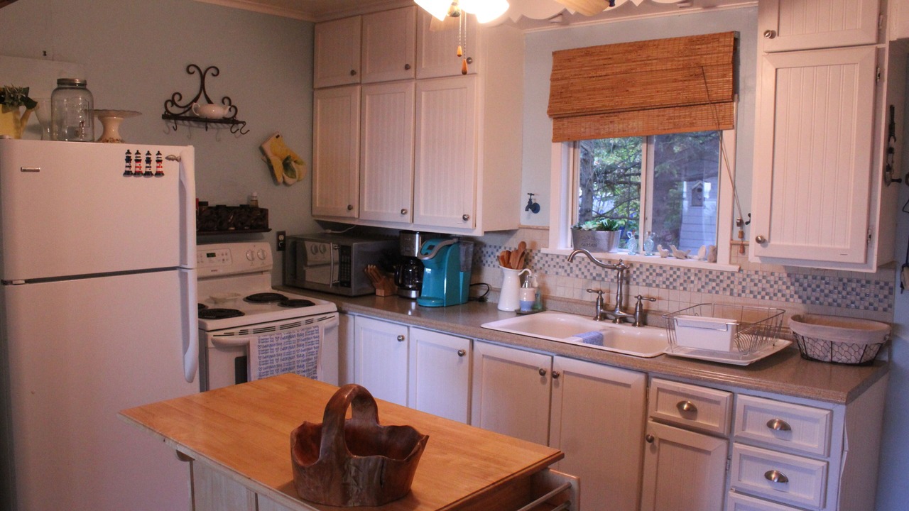 Photo of Kitchen in Waubaushene