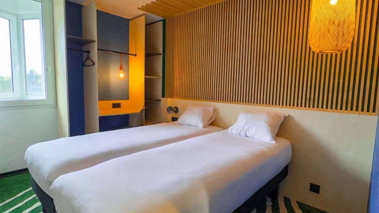 Photo of Bedroom in Joinville-le-Pont