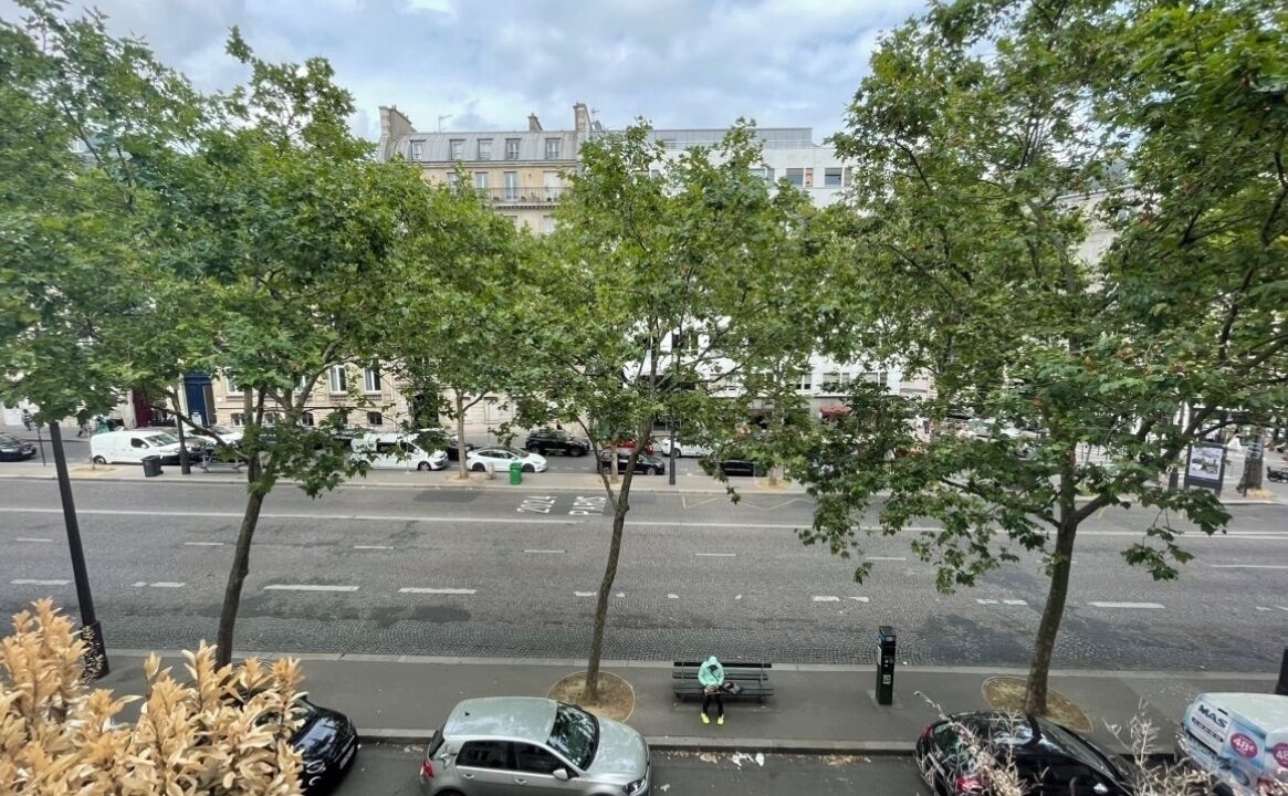 Photo of Others in Champs-Elysees