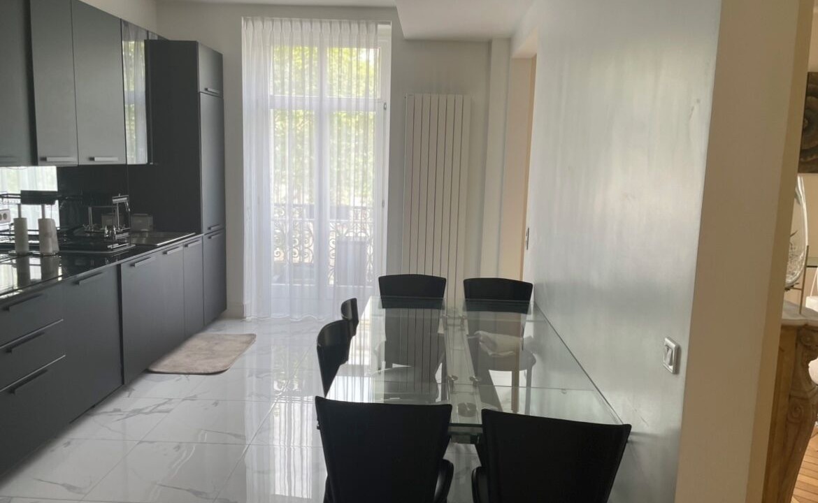 Photo of Kitchen in Champs-Elysees