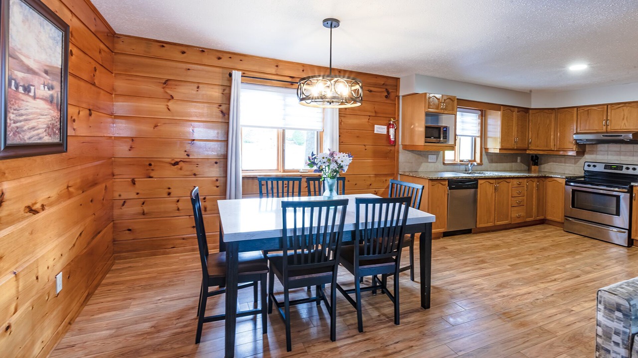 Photo of Bedroom in Calabogie