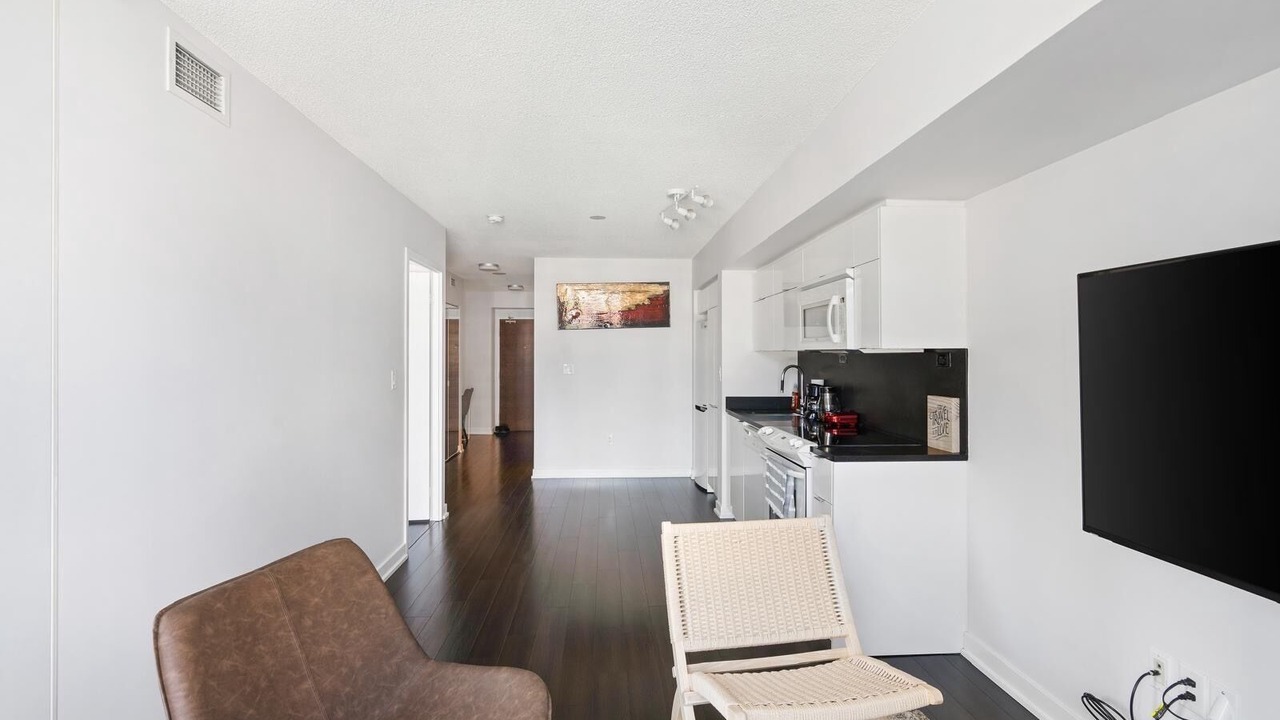 Photo of Livingroom in Wellington Place