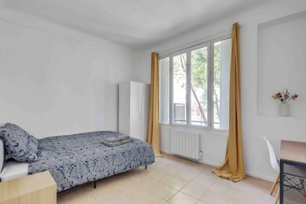 Photo of Bedroom in Le Bourget