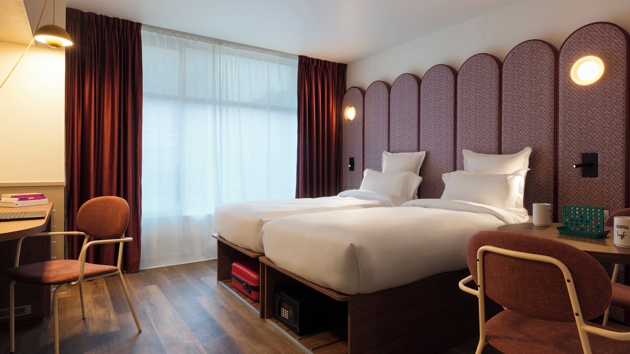 Photo of Bedroom in 20th Arrondissement