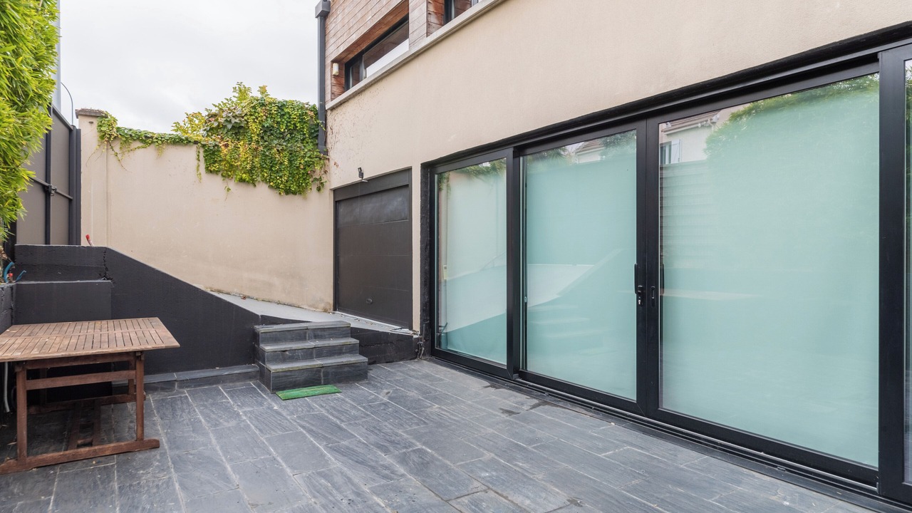 Photo of Patio Balcony in L'Hay-les-Roses