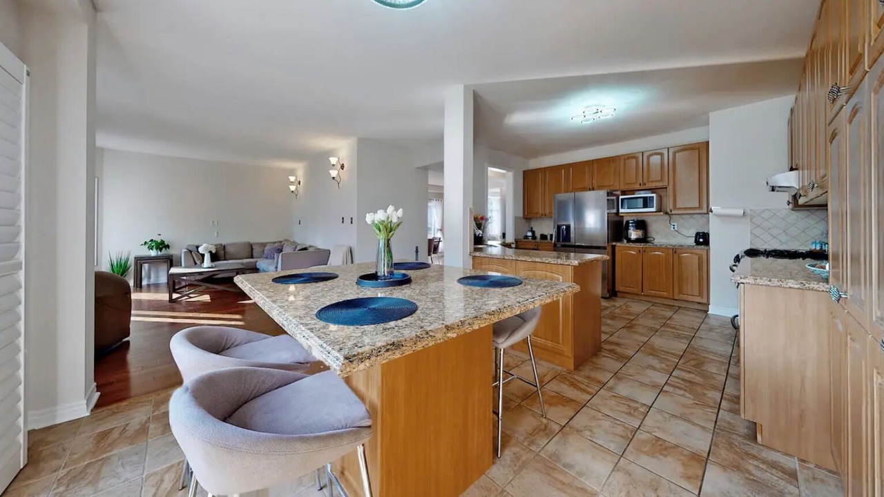 Photo of Kitchen in Churchill Meadows