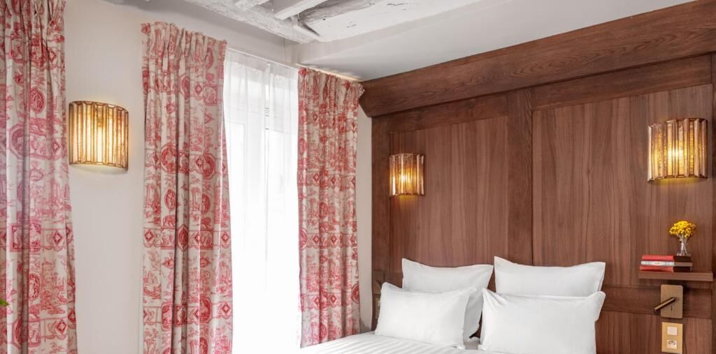 Photo of Bedroom in Latin