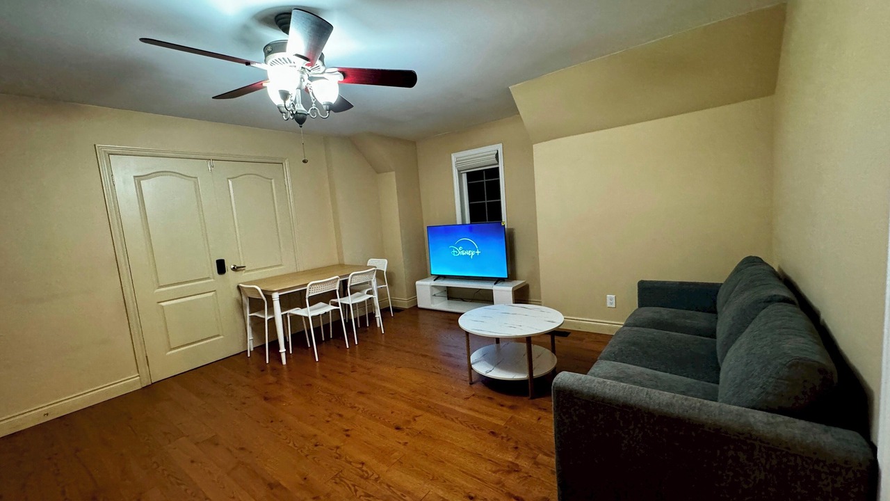 Photo of Livingroom in Brampton