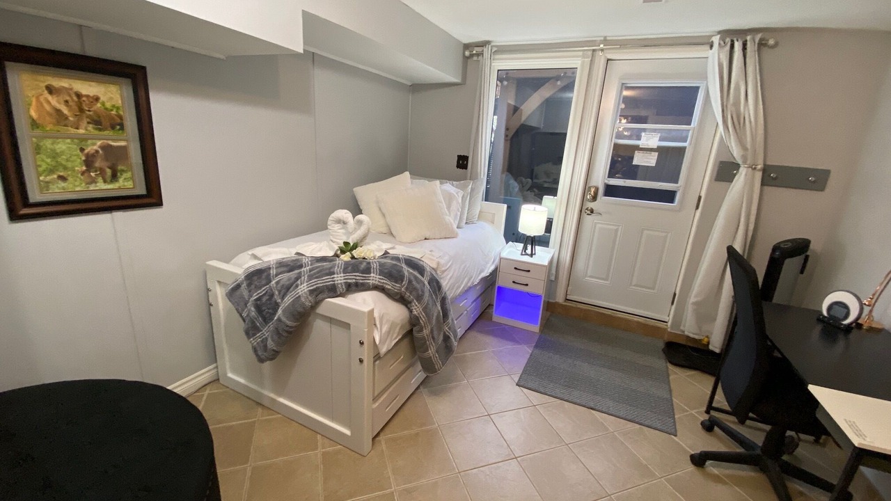 Photo of Bedroom in York Regional Municipality