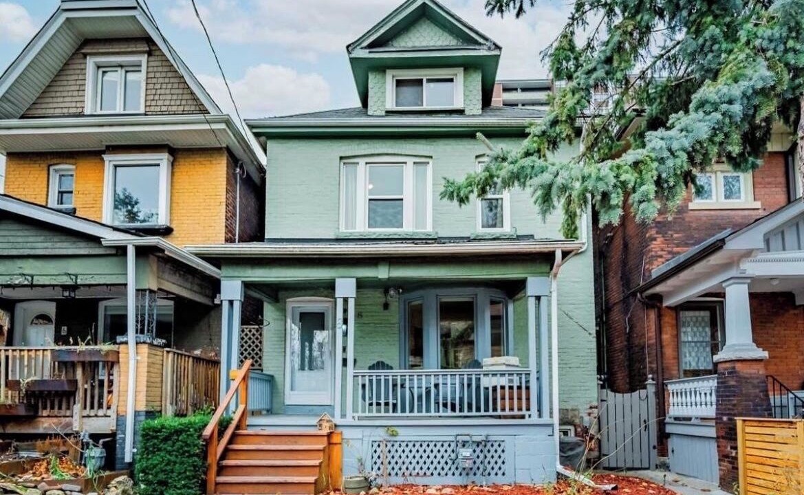 Photo of Outdoor in Parkdale