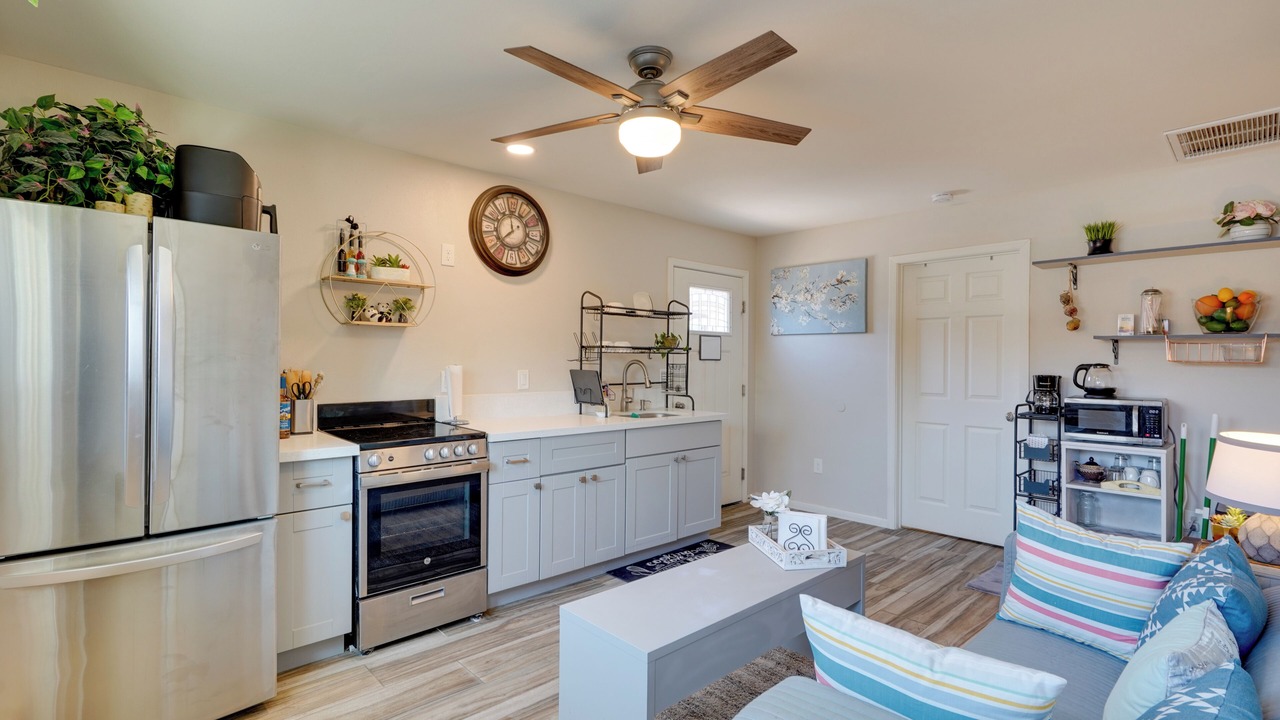 Photo of Kitchen in Sunset Manor