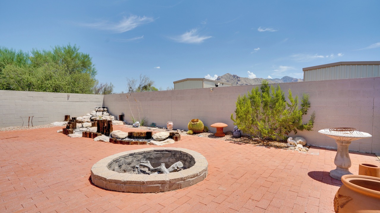 Photo of Outdoor in Sunset Manor