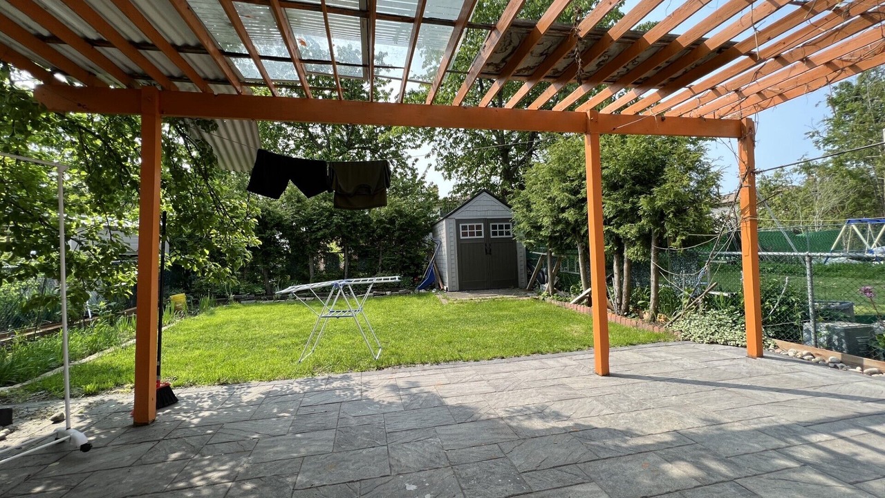 Photo of Outdoor in L'Amoreaux