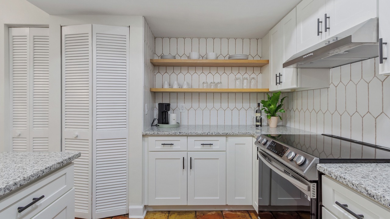Photo of Kitchen in Historic Hyde Park North