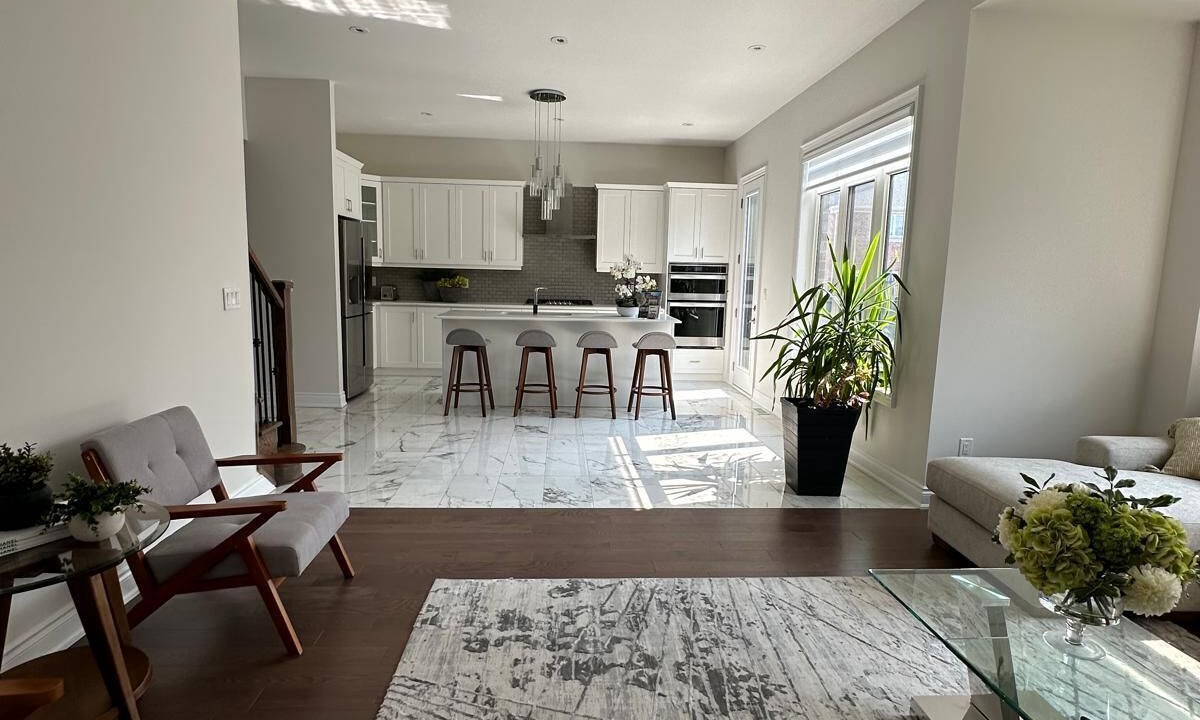 Photo of Livingroom in Aurora
