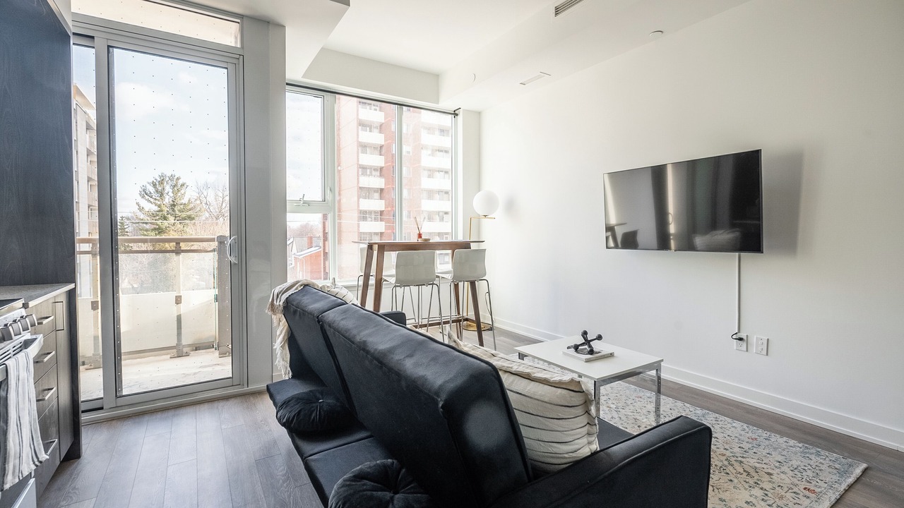 Photo of Livingroom in Mount Pleasant East