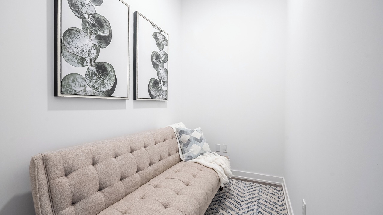 Photo of Livingroom in Mount Pleasant East
