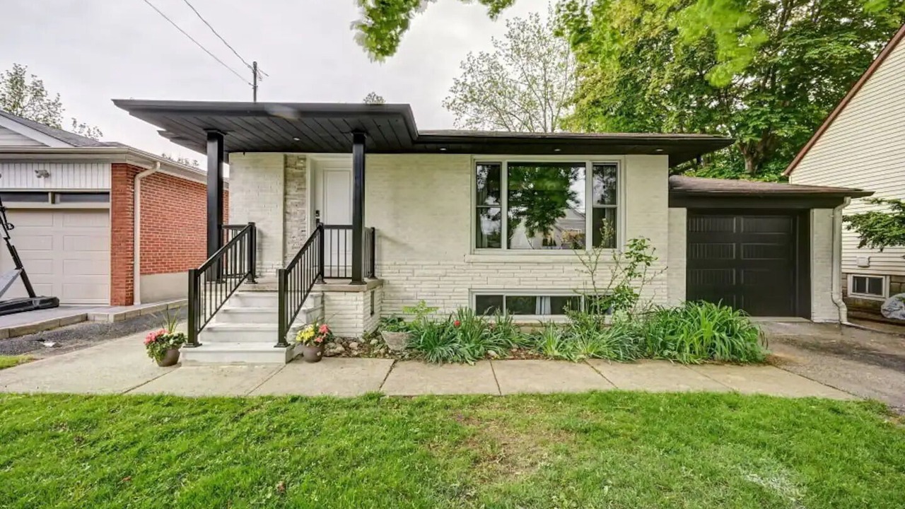 Photo of Outdoor in Lakeview