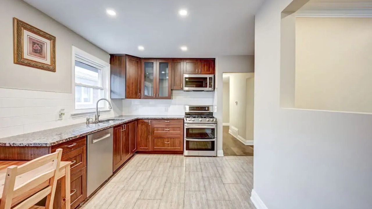 Photo of Kitchen in Lakeview
