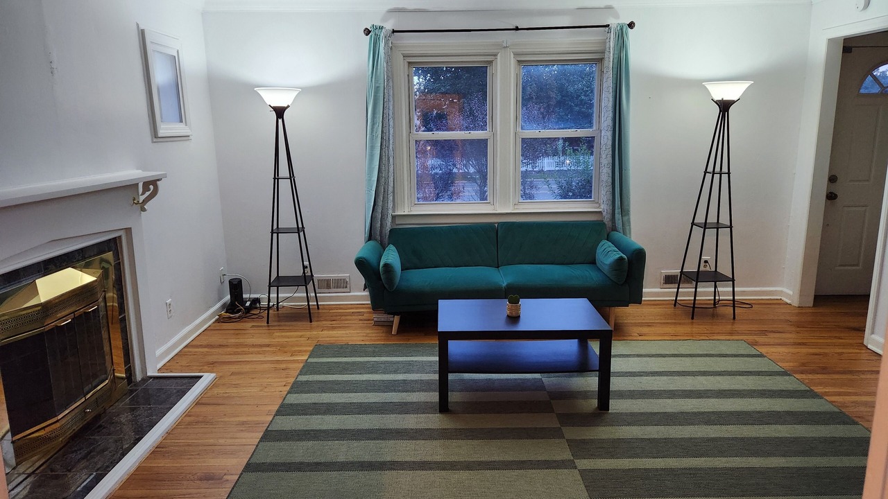 Photo of Livingroom in Stamford