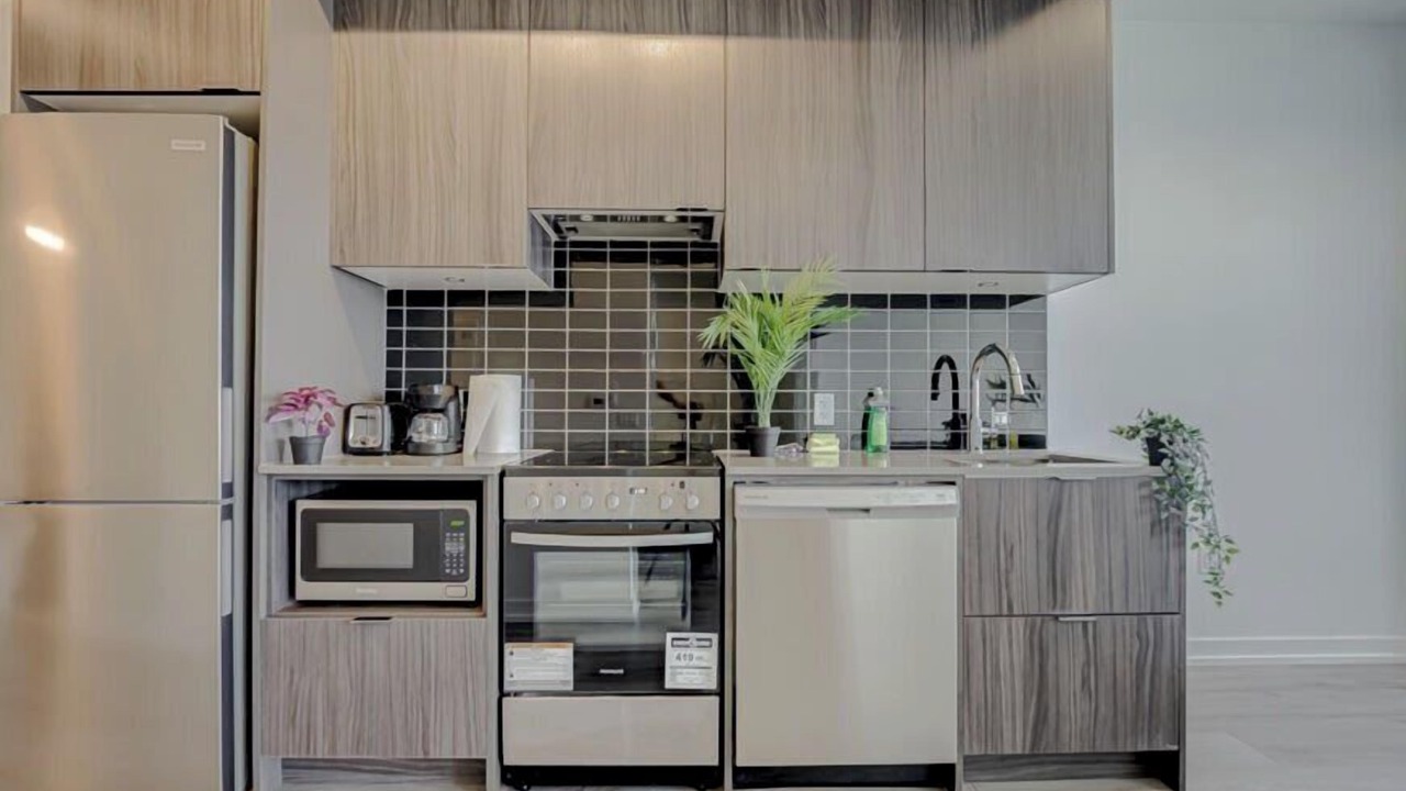 Photo of Kitchen in Church and Wellesley