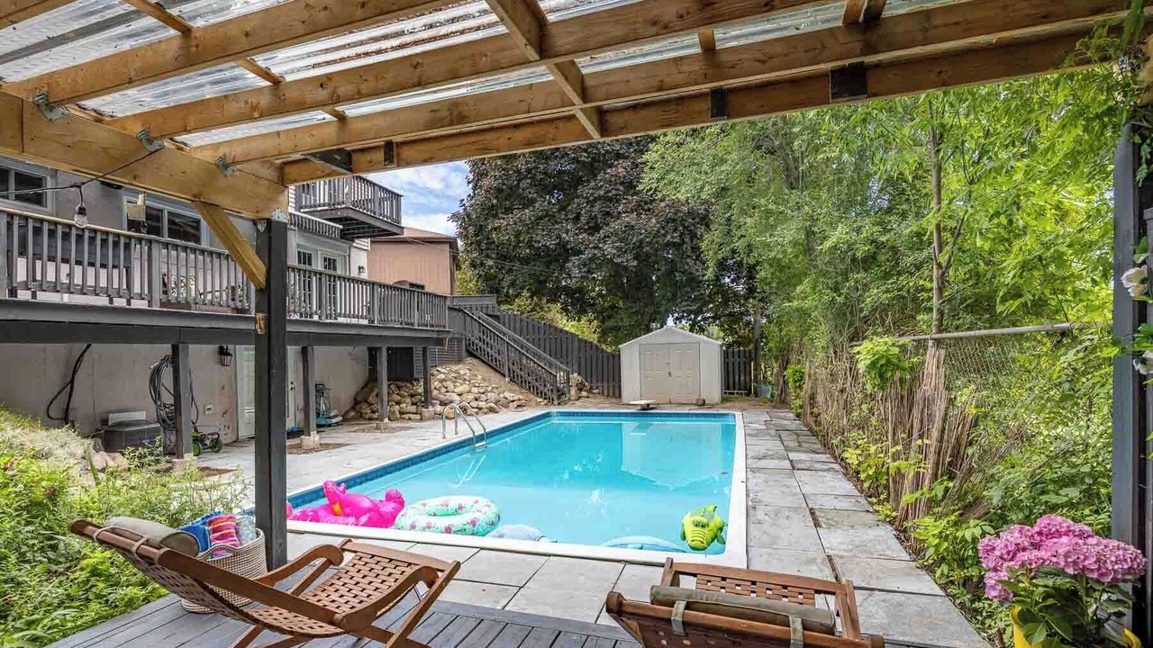 Photo of Outdoor in Scarborough