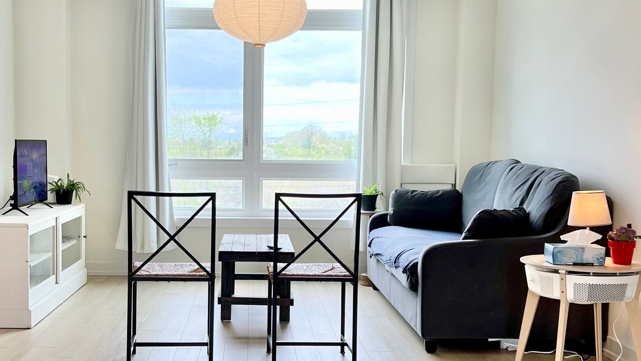 Photo of Livingroom in Richmond Hill