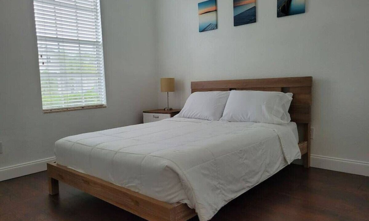 Photo of Bedroom in Trafalgar Village