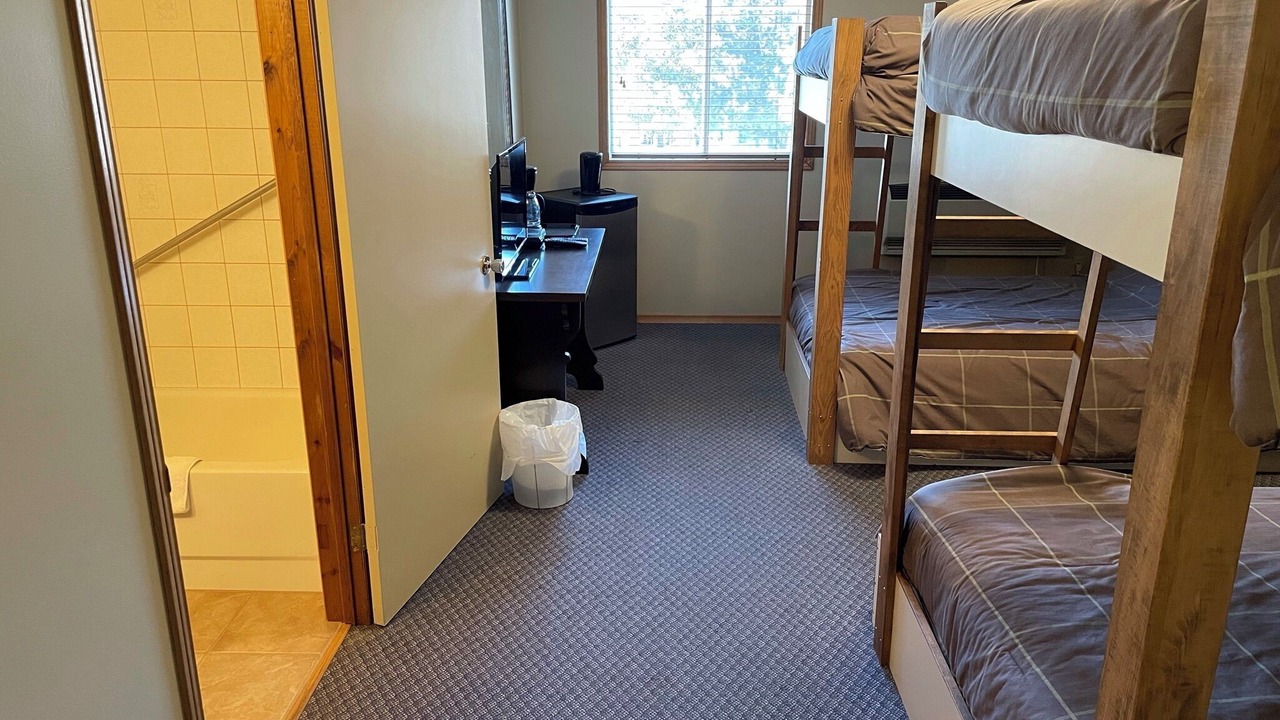 Photo of Bedroom in Unorganized Centre Parry Sound