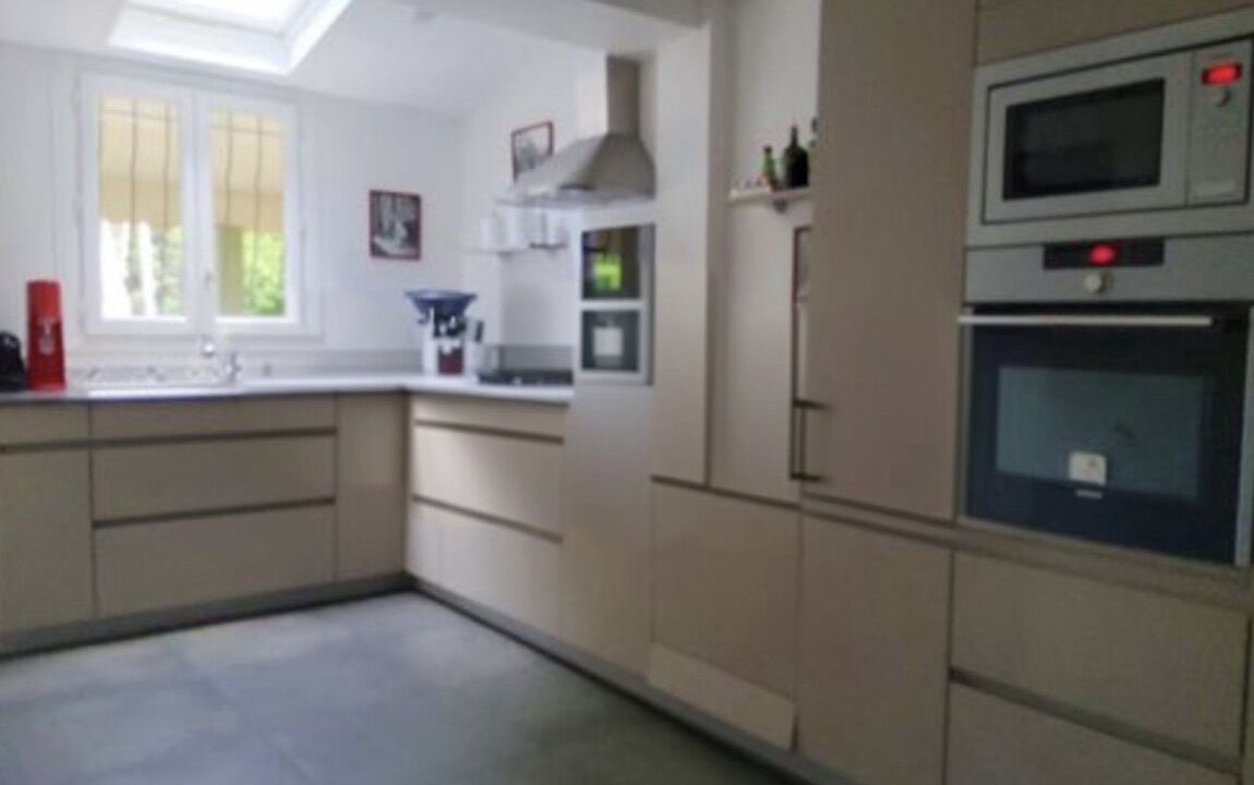 Photo of Kitchen in Rueil-Malmaison