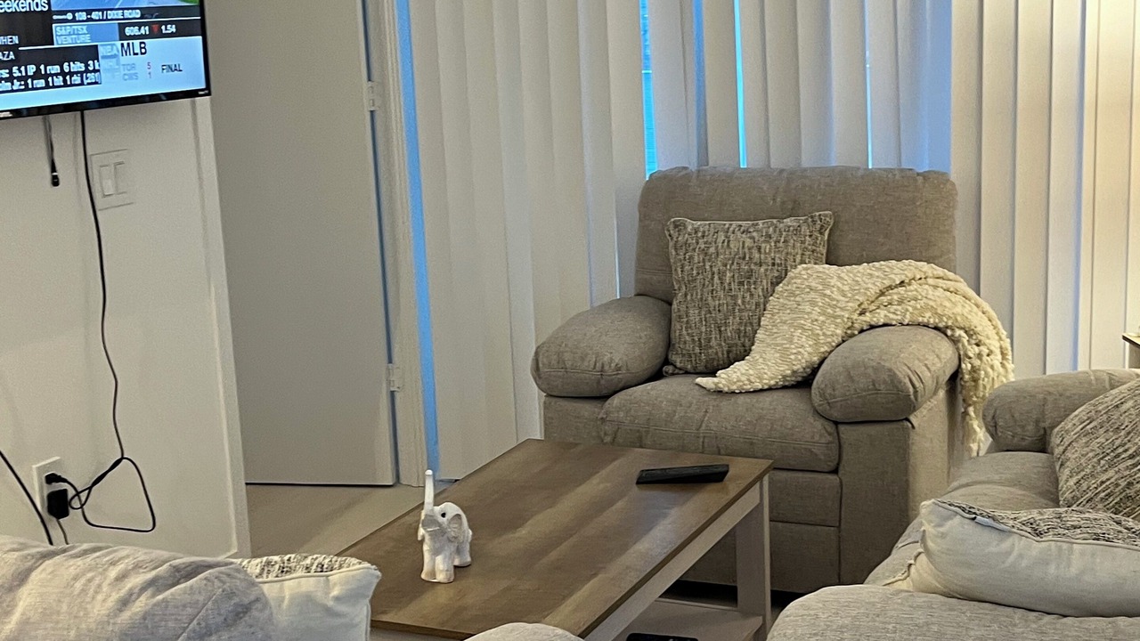 Photo of Livingroom in Downtown Mississauga