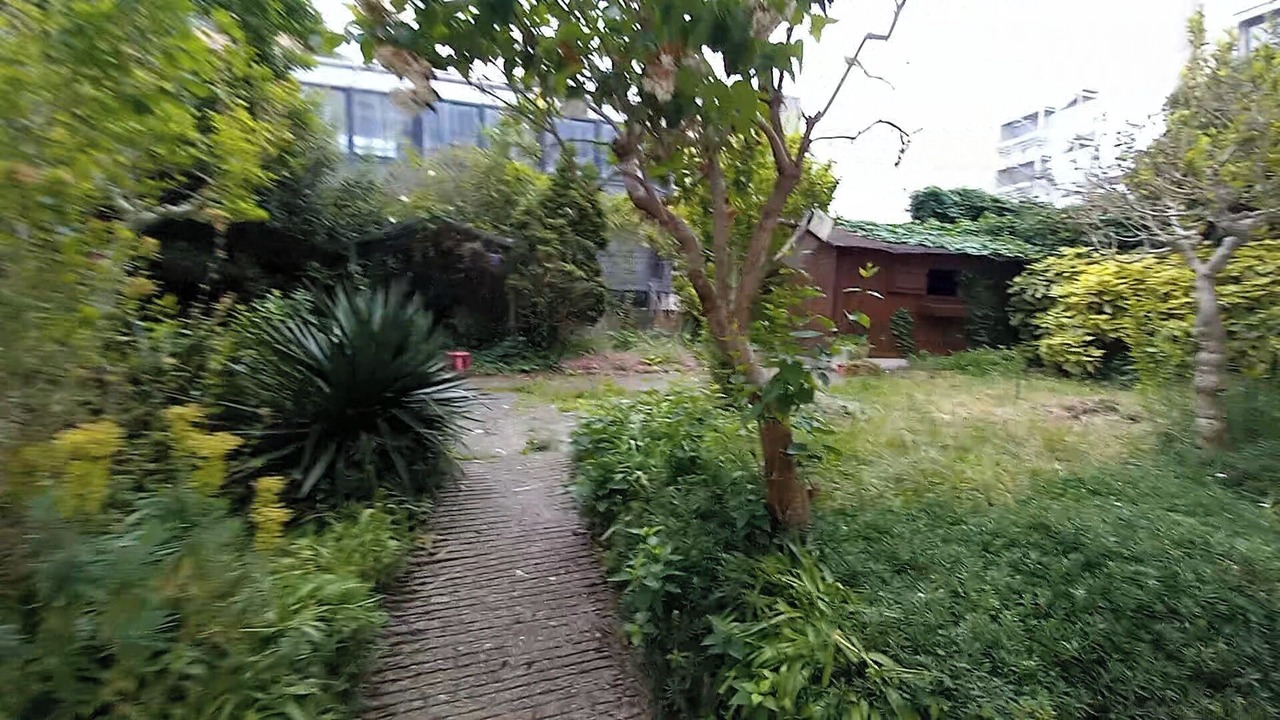 Photo of Outdoor in Les Puces de Saint-Ouen
