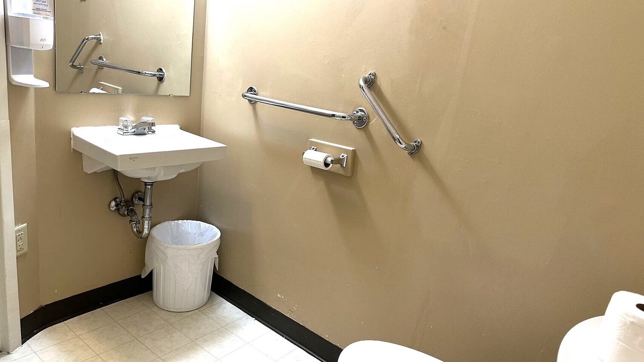 Photo of Bathroom in Owen Sound