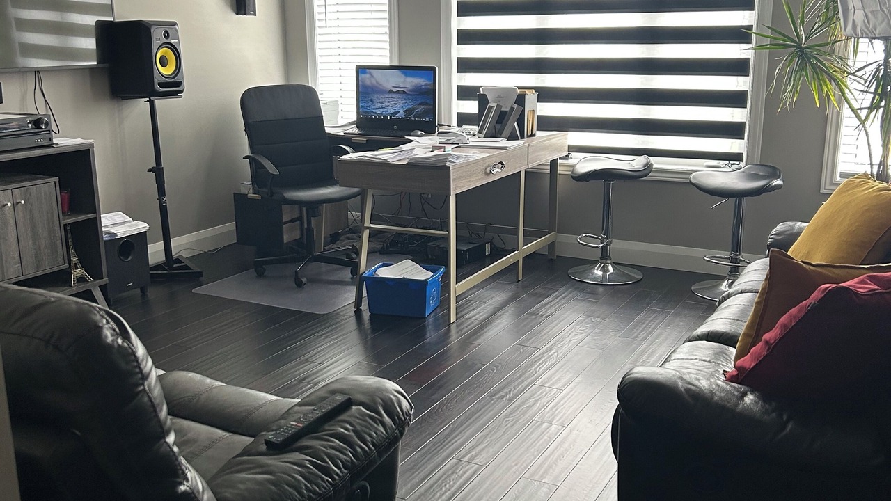 Photo of Livingroom in Doon South