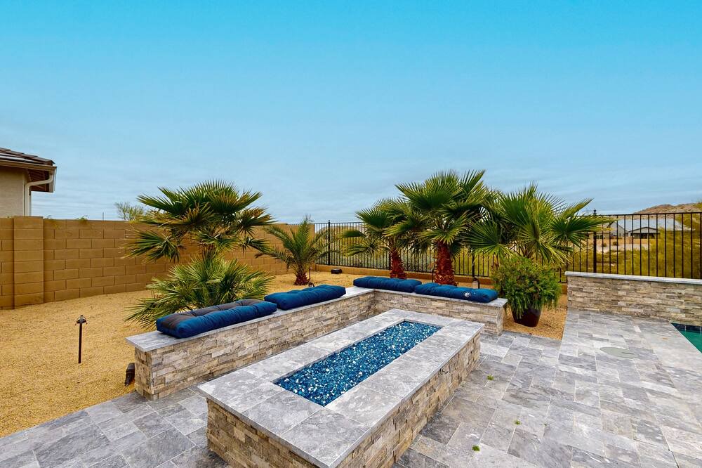 Photo of Outdoor in Montecito in Estrella