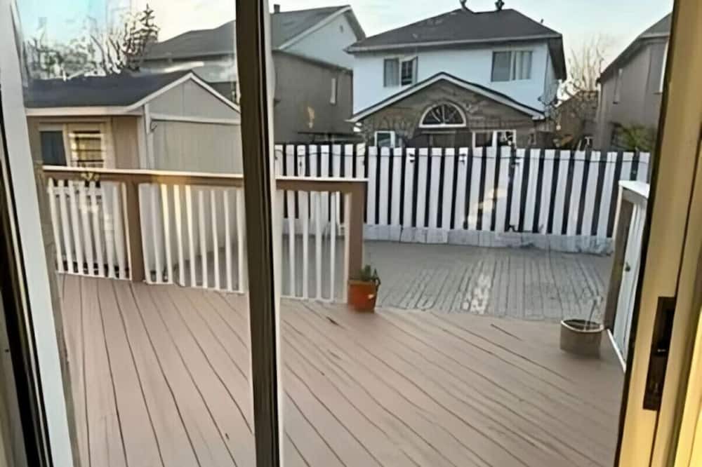 Photo of Outdoor in Churchill Meadows