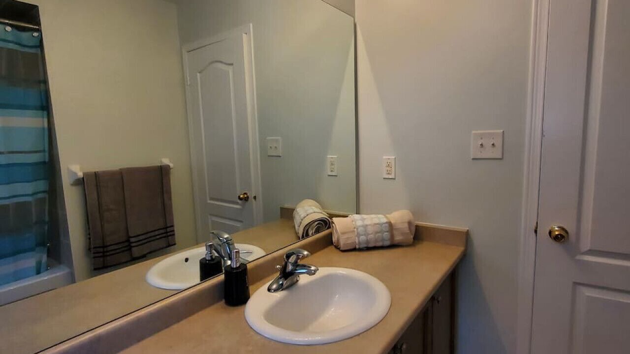 Photo of Bathroom in West Oak Trails