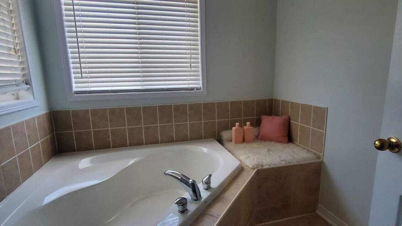 Photo of Bathroom in West Oak Trails