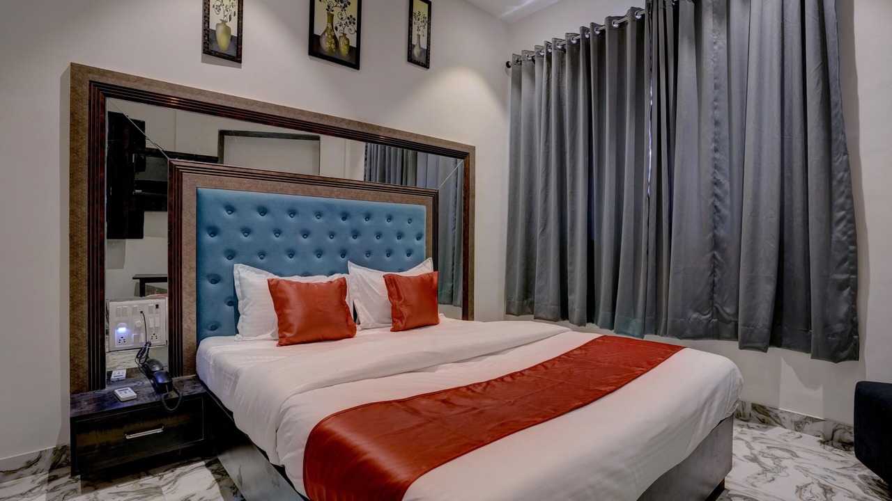 Photo of Bedroom in Girgaon