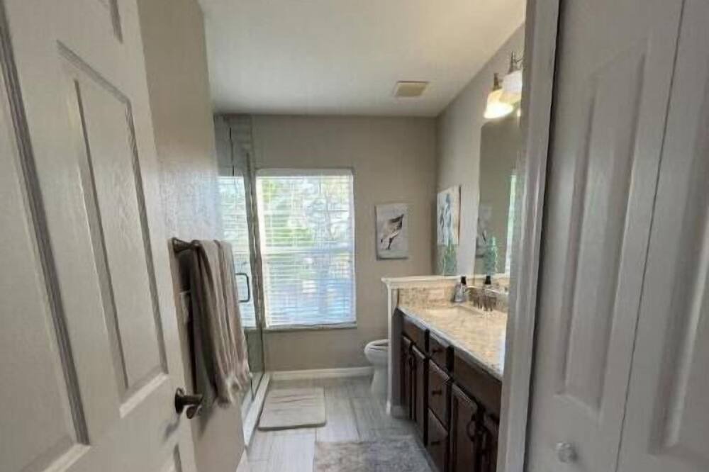 Photo of Bathroom in Windermere