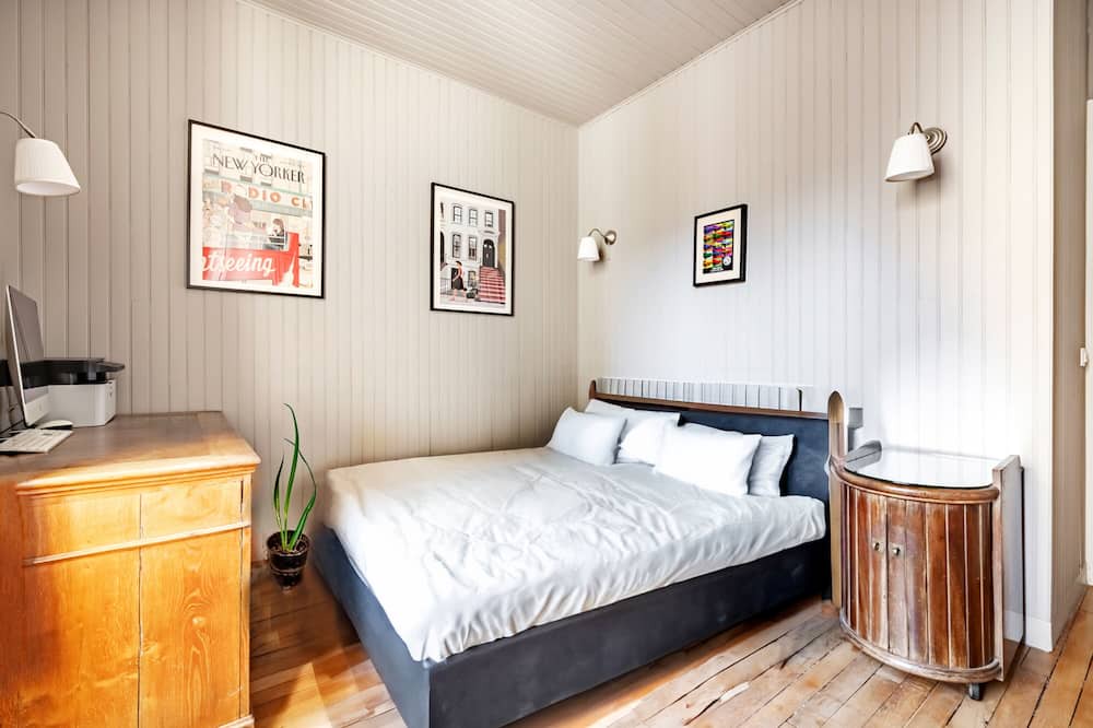 Photo of Bedroom in Passy