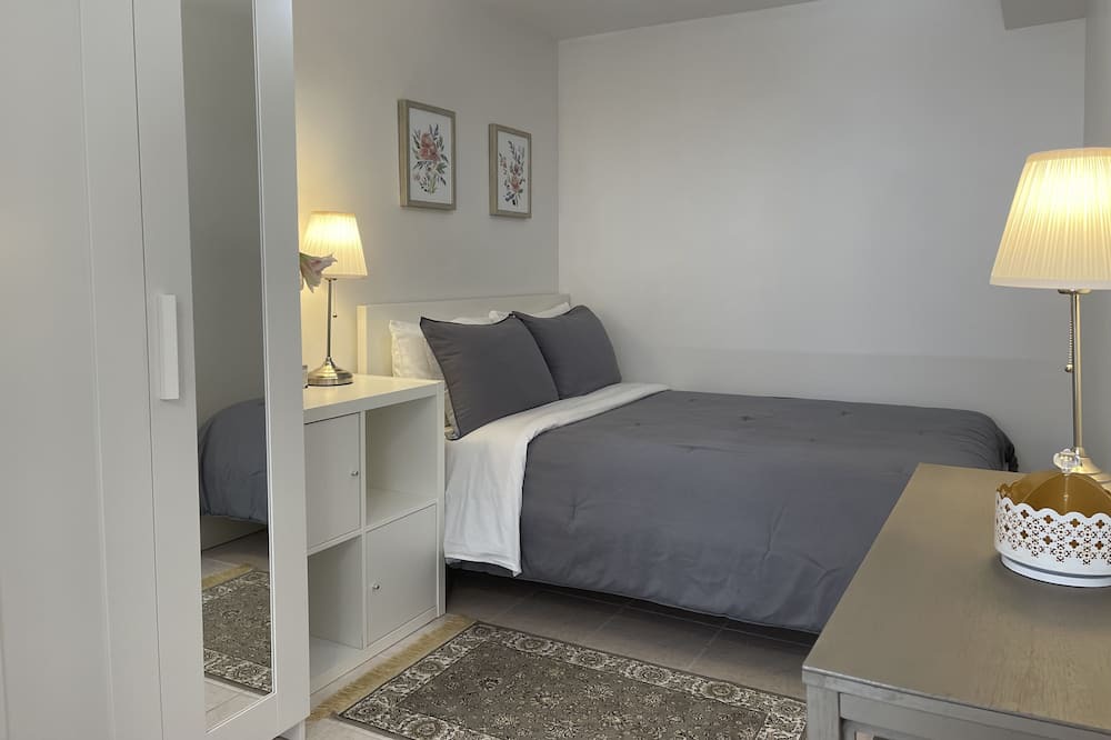 Photo of Bedroom in Bracondale Hill