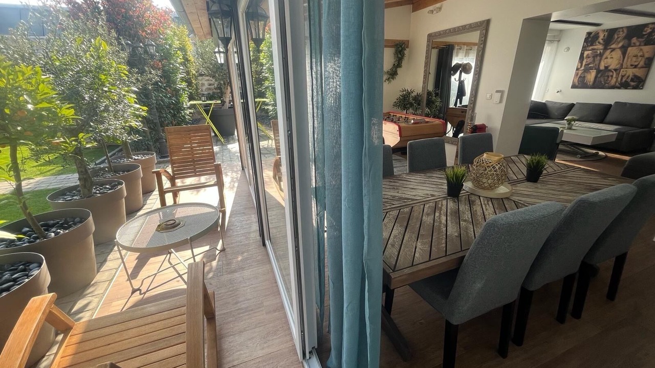Photo of Outdoor in Louis Bertrand-Mirabeau-Semard