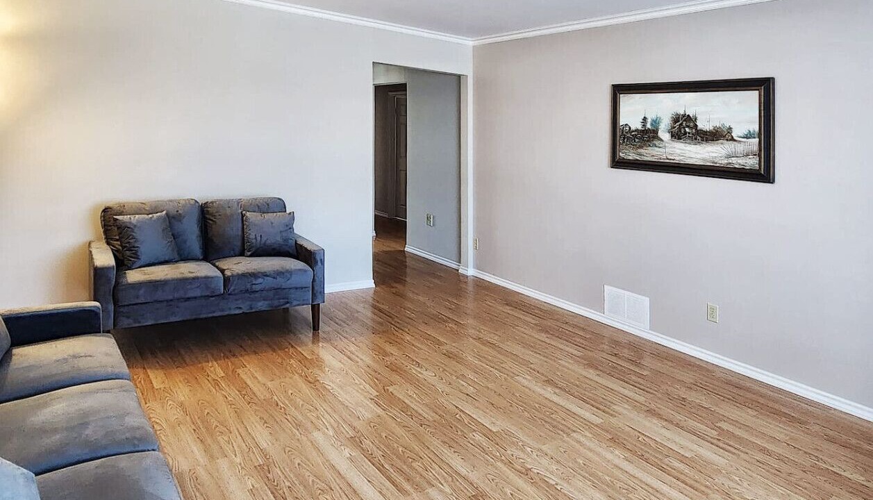 Photo of Livingroom in Clearview