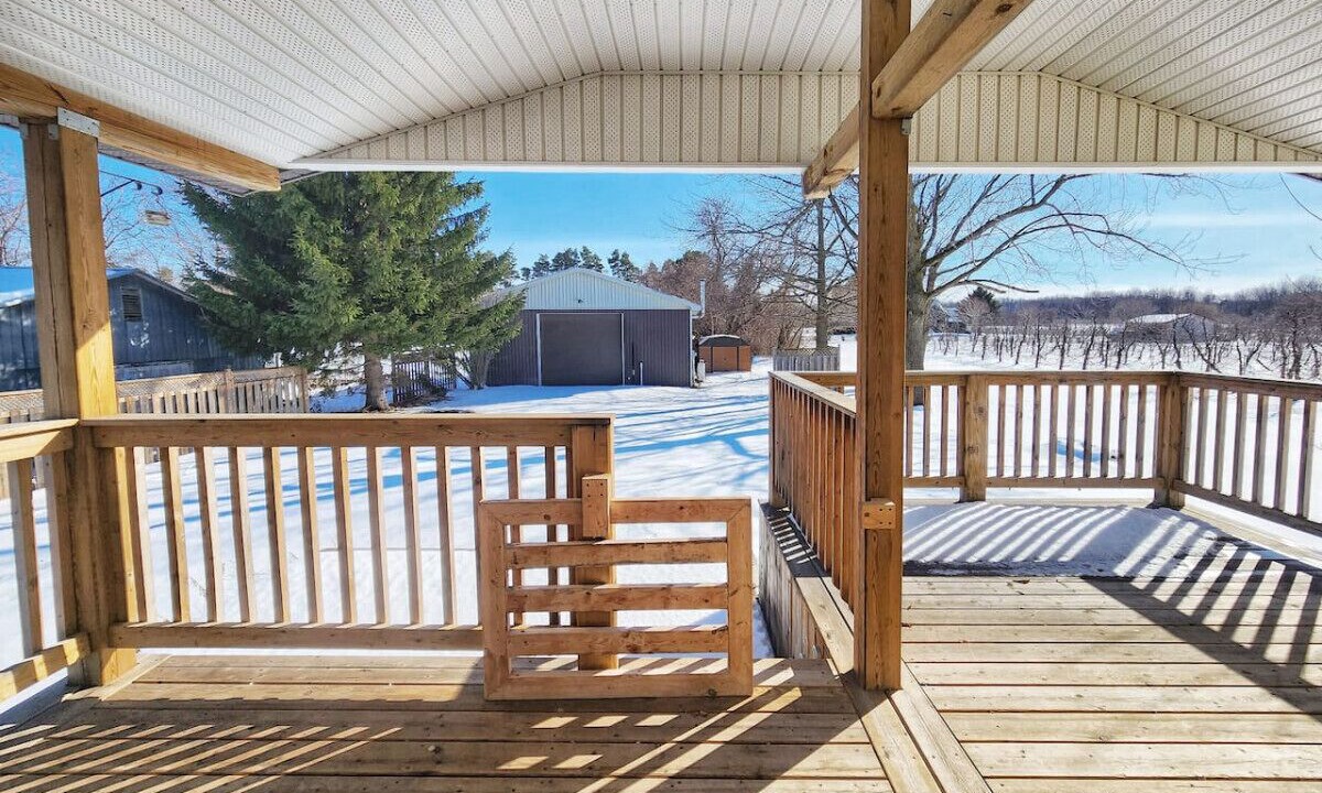 Photo of Outdoor in Clearview