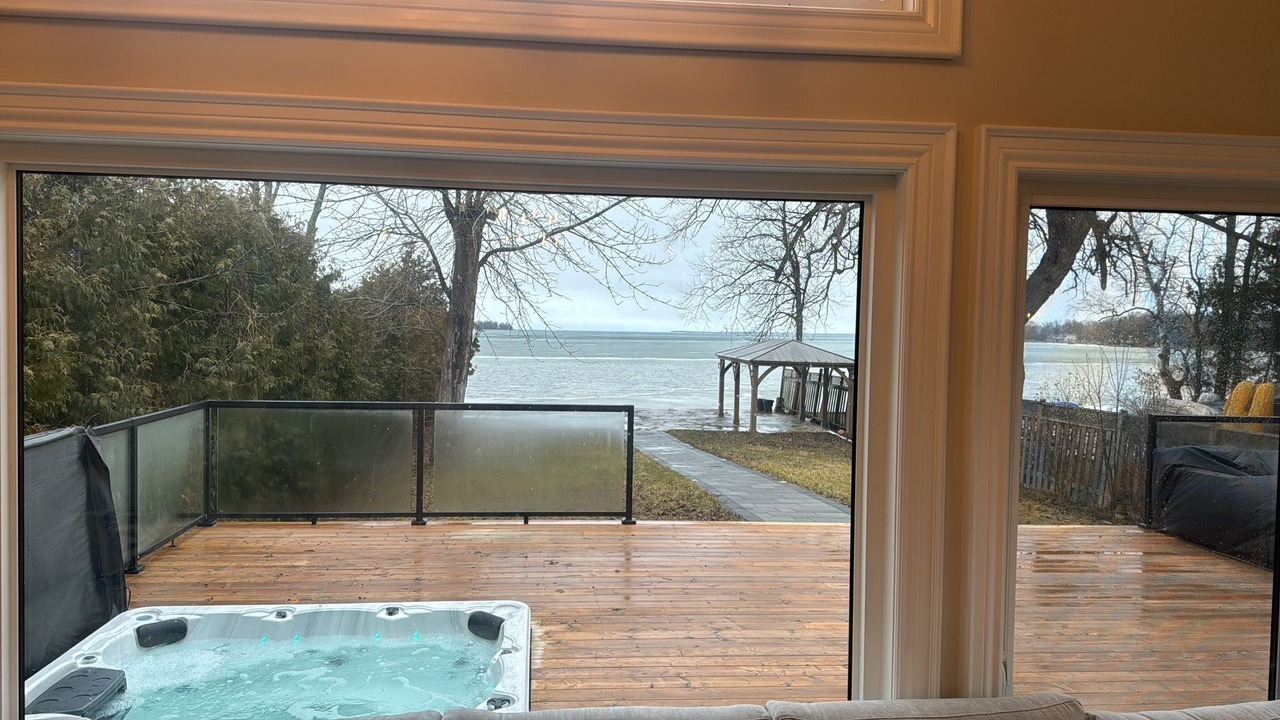 Photo of Outdoor in Duclos Point
