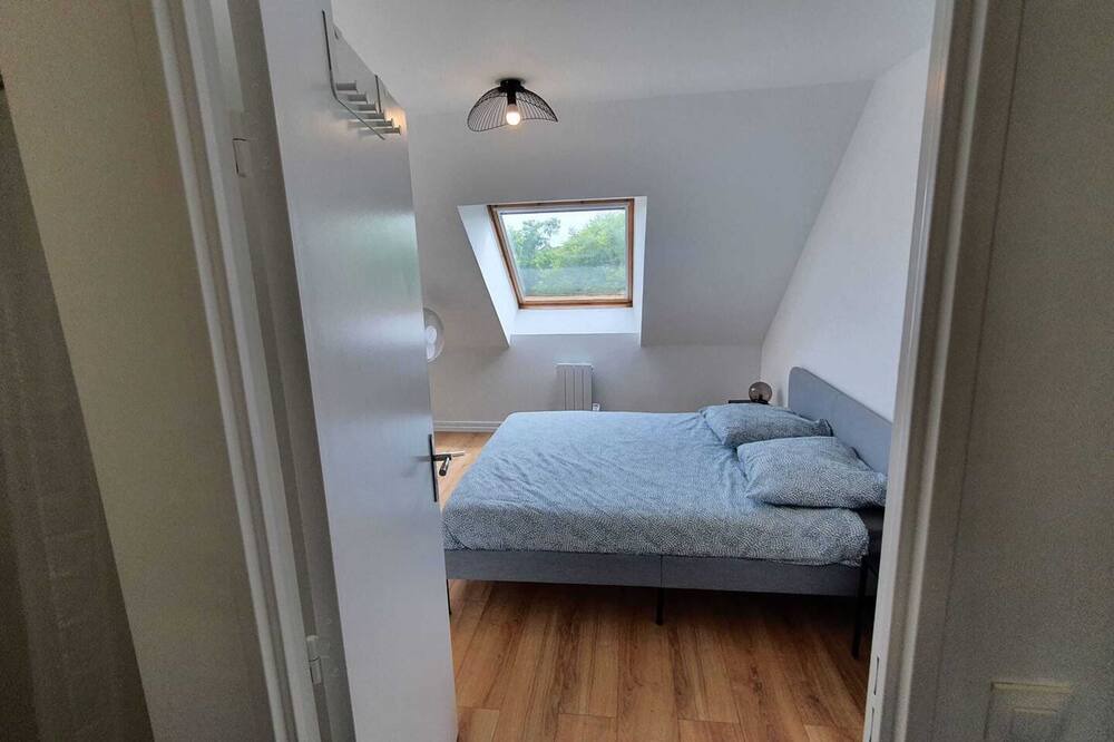 Photo of Bedroom in Magny-le-Hongre