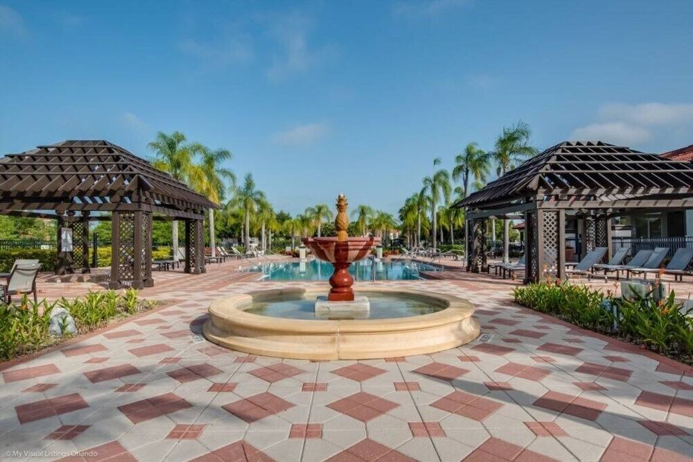 Photo of Outdoor in Lake Berkley