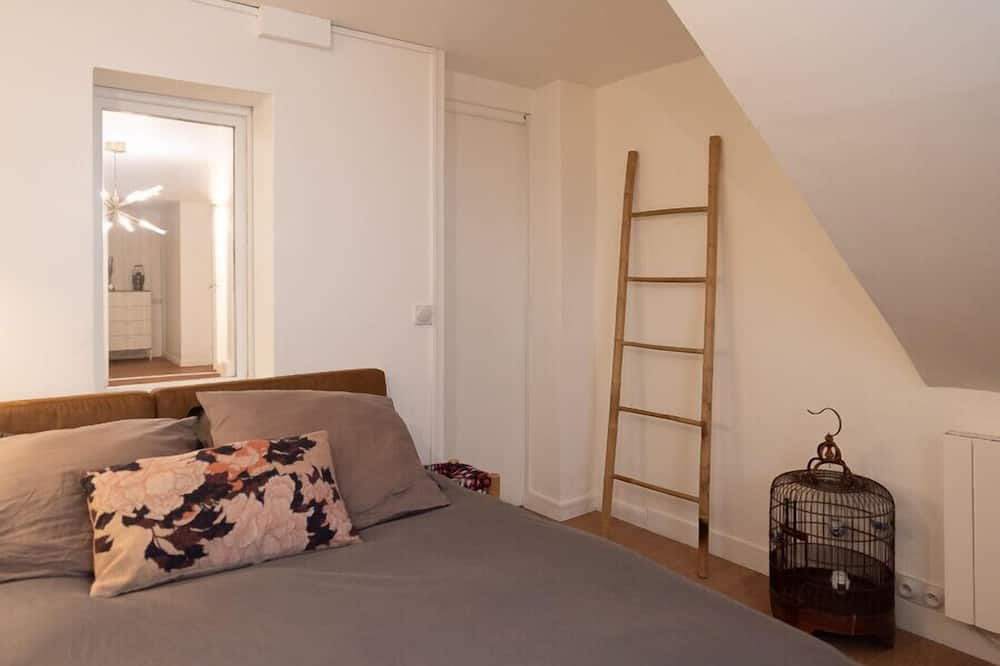 Photo of Bedroom in Belleville