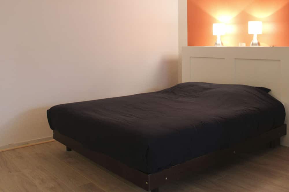 Photo of Bedroom in Parc-de-Montsouris